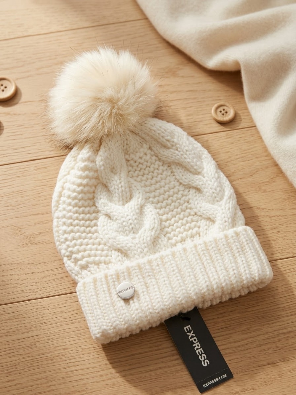Express Kids Ivory Cable Knit Pom Beanie new with tags